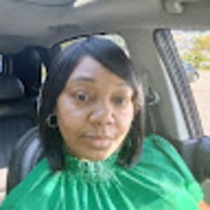 Meet your Posher, Nikia